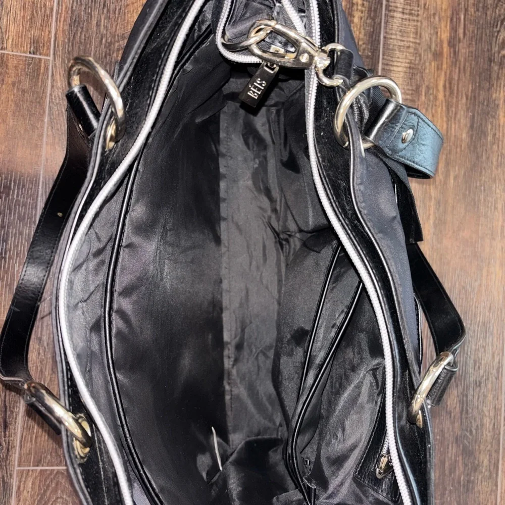 BÉIS The Diaper or Everyday Bag In Black - Picture 10 of 16